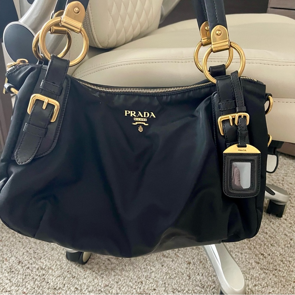 AUTH PRADA Tessuto Nylon and Nappa Leather Bauletto Shoulders Bag